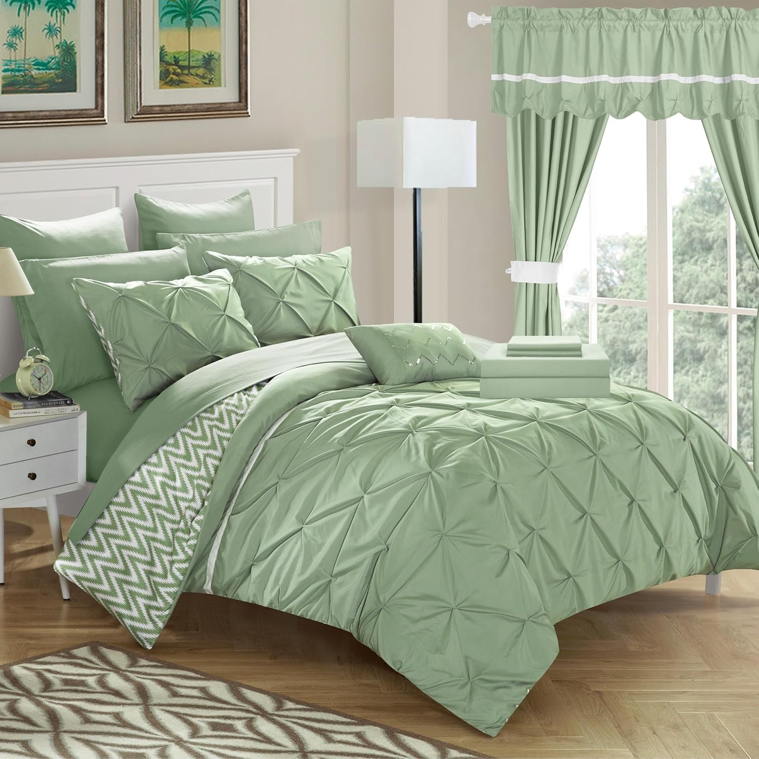 CS0588-AN 20 Piece Jacksonville Complete Bed Room in a Bag Super Pinch Pleated Design Reversible Chevron Pattern Comforter Set, Sheet, Window Treatments and Decorative Pillows, Queen, Green