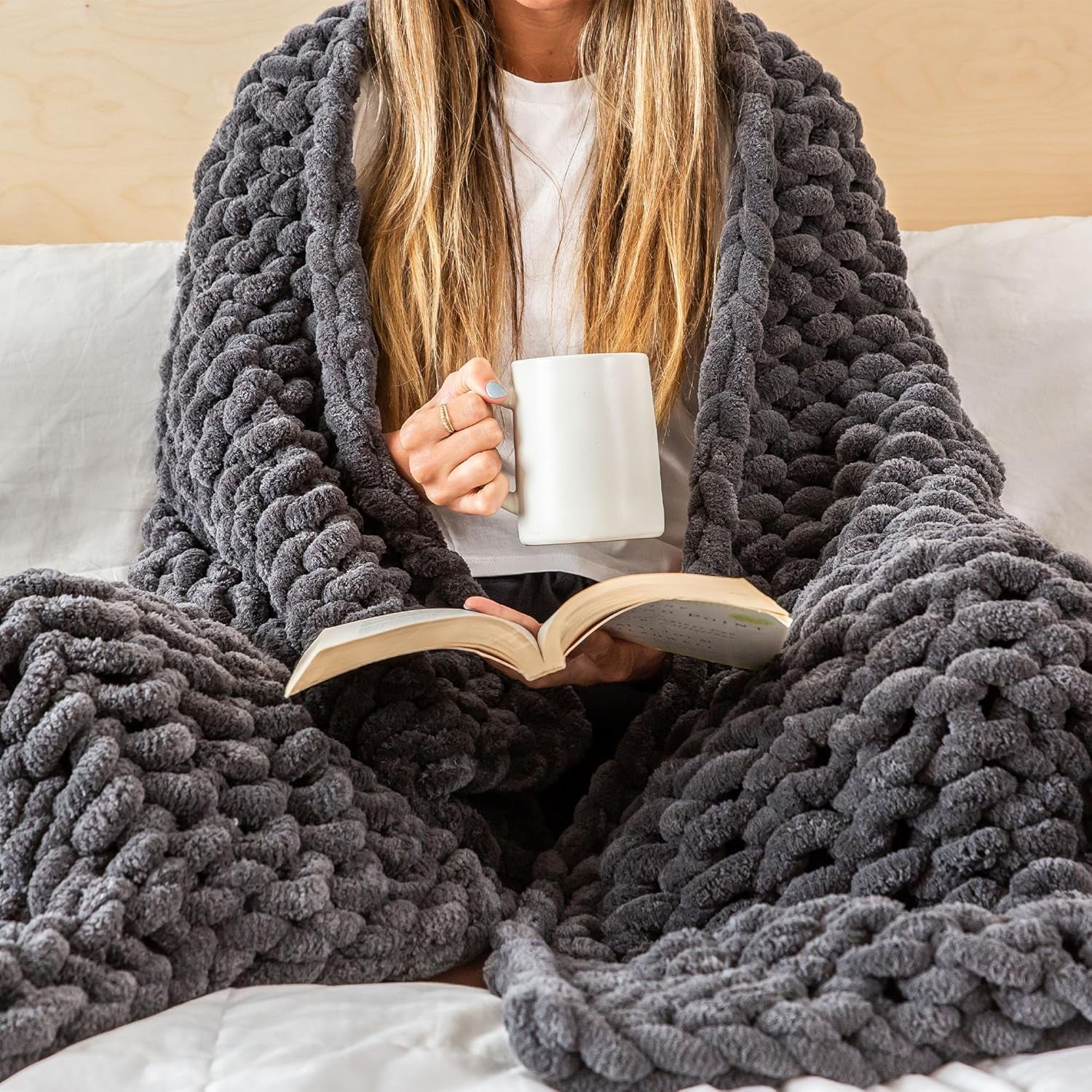 Chunky Knit Blanket Throw 50X70, Grey Chenille Chunky Knit Throw Blanket for Living Room Decor or Boho Decor, Thick Yarn Knitted Blankets for Couch or Bed, Cable Knitted Crochet Blankets