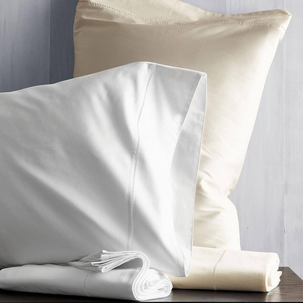 Legends Hotel Organic 4-Piece White Solid 300-Thread Count Cotton Sateen King Sheet Set