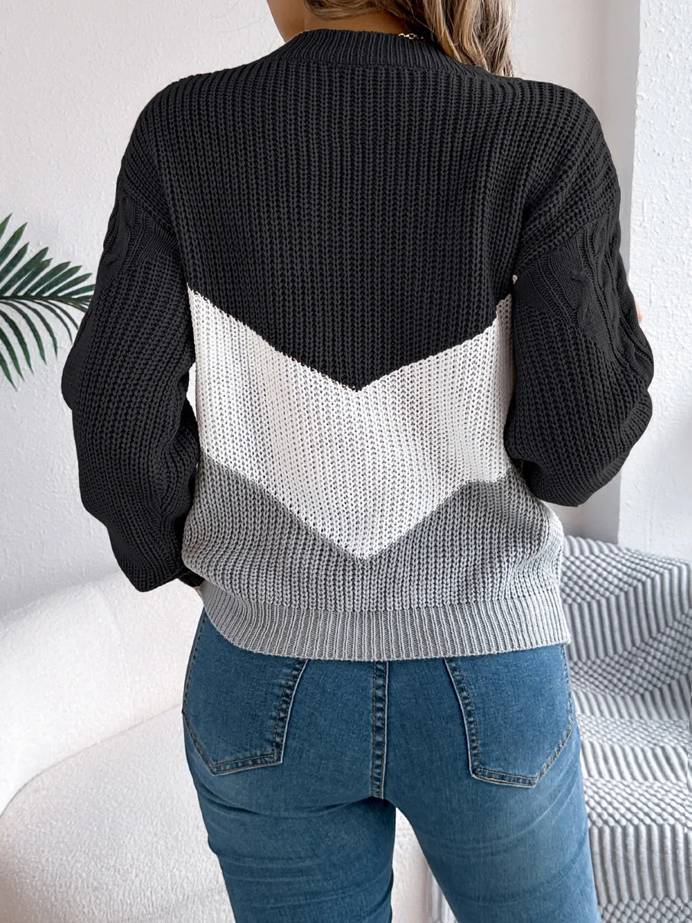 Cable - Knit Color Block Round Neck Sweater - Perfect Discovery
